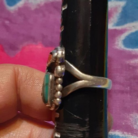 Vintage Navajo Turquoise & Coral Ring - Picture 4 of 6